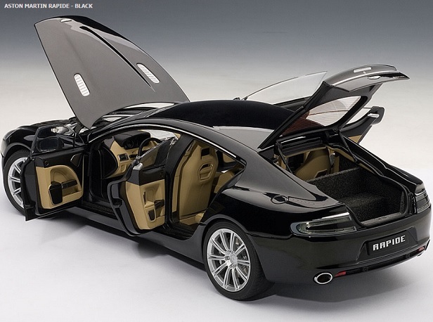 AutoArt 1/18 Austin Martin Rapide Black